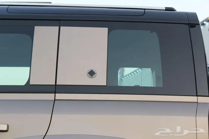 Land Rover Defender OCTA 2025 أقوى وأفخم ديفندر في التاريخ 13