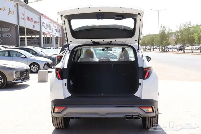 توسان كمفورت بلس 1600سي سي اخر حبة بسعر متميز لون اسود 2025 5