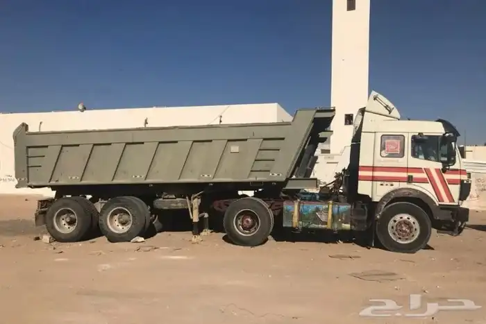 يوجد لدينا جميع المعدات الثقيله. 5