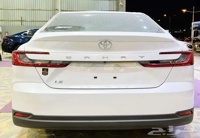 تويوتا كامري LE نص فل بنزين 2025 اقل سعر اقساط او كاش 4