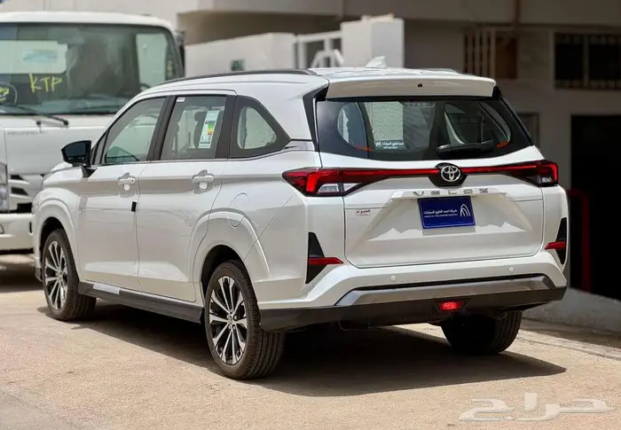 تويوتا فيلوز GLX 2025 بالنقد والتقسيط 5