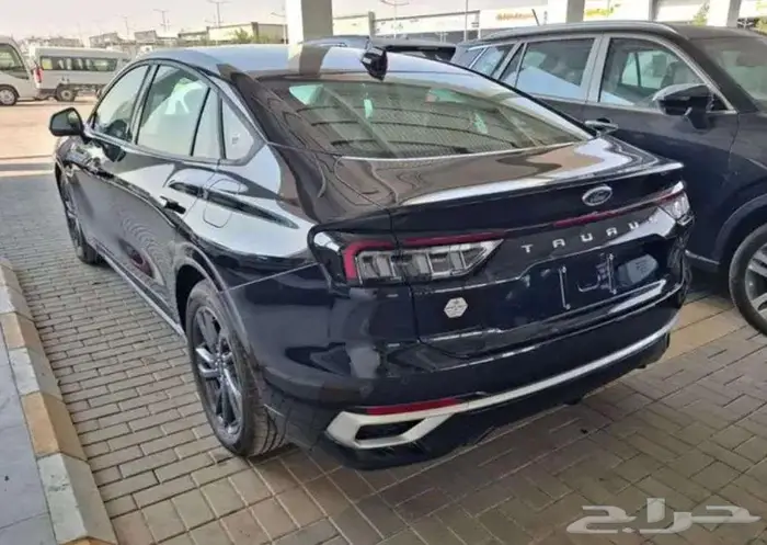 فورد تورس ترند 2026 3