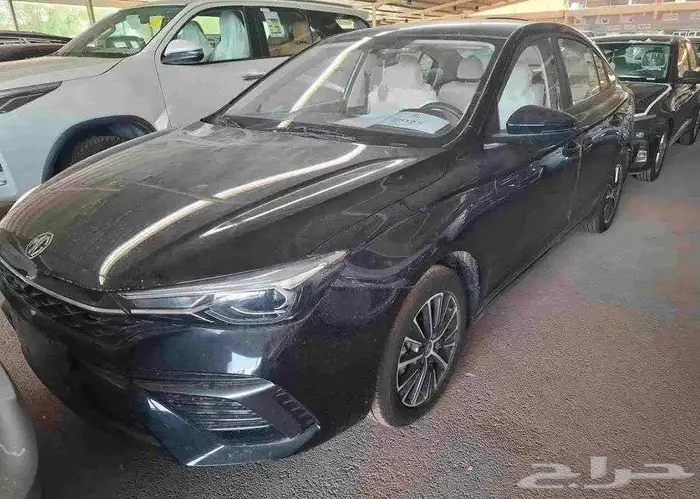 ام جي 5 ستاندر موديل 2025 10