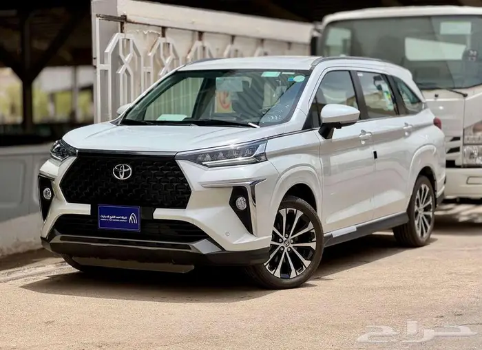 تويوتا فيلوز GLX 2025 بالنقد والتقسيط 1