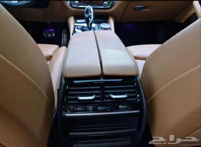 بي ام دبليو فل كامل 530I 11