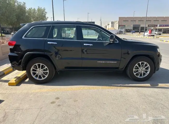 جراند شيروكى بحالة الوكالة للبدل 3