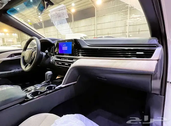 تويوتا كامري LE نص فل بنزين 2025 اقل سعر اقساط او كاش 7