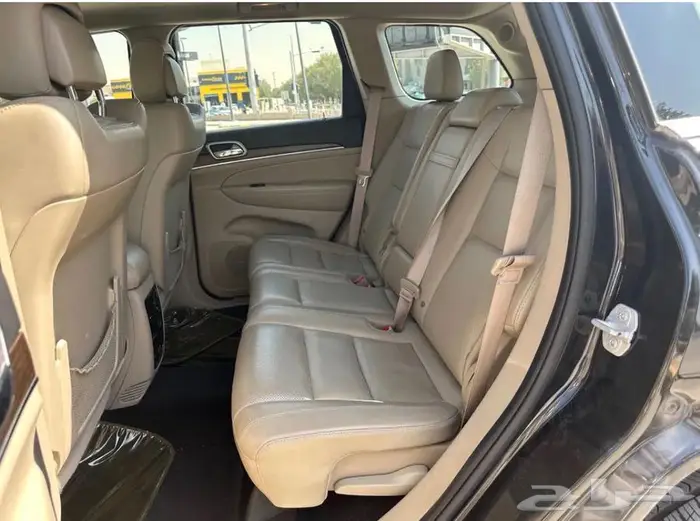 جراند شيروكى بحالة الوكالة للبدل 10