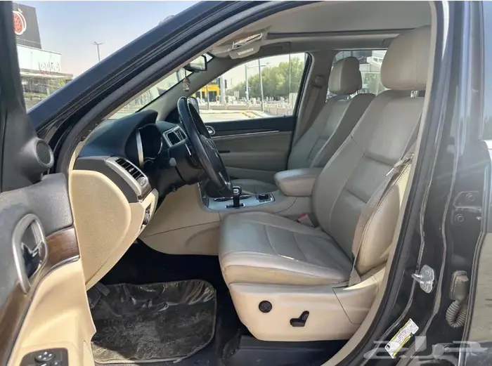 جراند شيروكى بحالة الوكالة للبدل 8