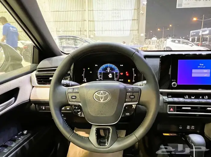 تويوتا كامري LE نص فل بنزين 2025 اقل سعر اقساط او كاش 9