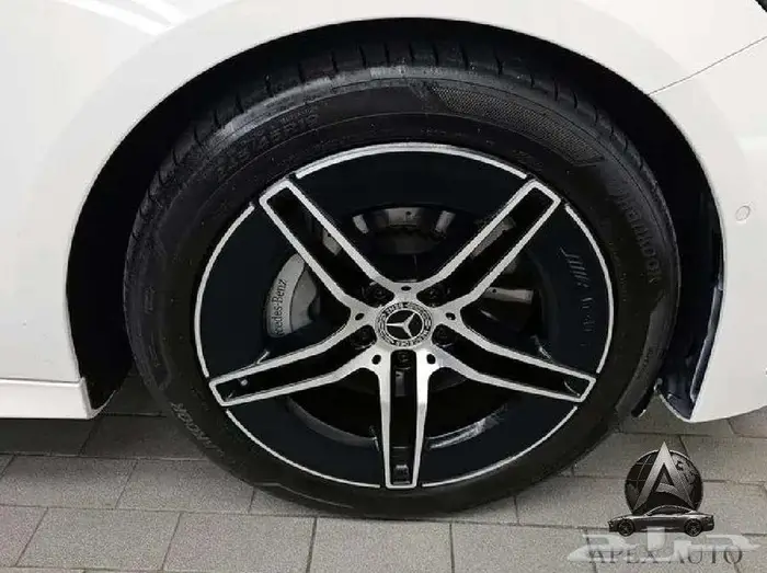 مرسيدس بنز E300 2024 4MATIC 4