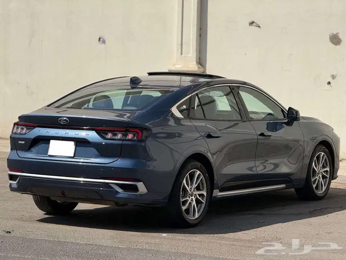 فورد تورس ترند موديل 2023 ممشي 64الف بسعر مغري 3