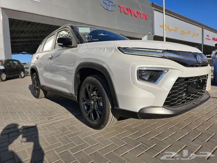 تويوتا اوربان فل كامل اقل سعر 1.9 نسبة البنك فقط 15