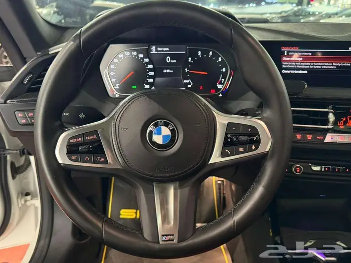 بي ام دبليو 218i موديل 2021 4