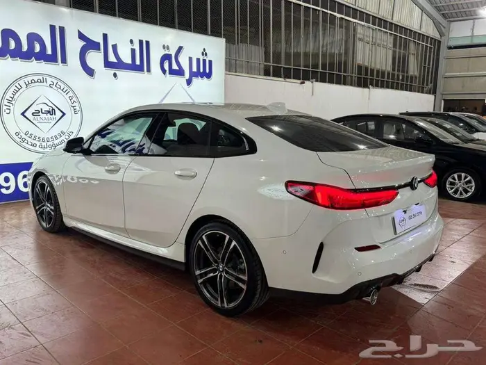 بي ام دبليو 218i موديل 2021 31