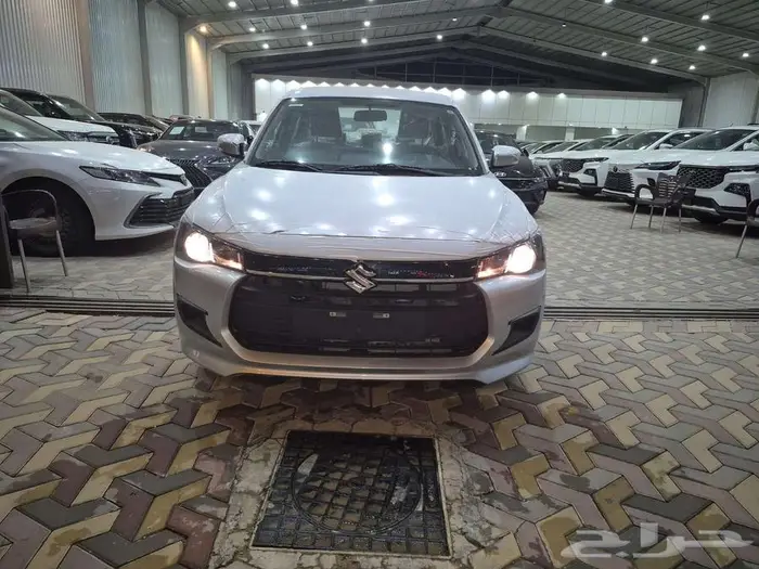 سيزوكى ديزاير استندر 2025 3