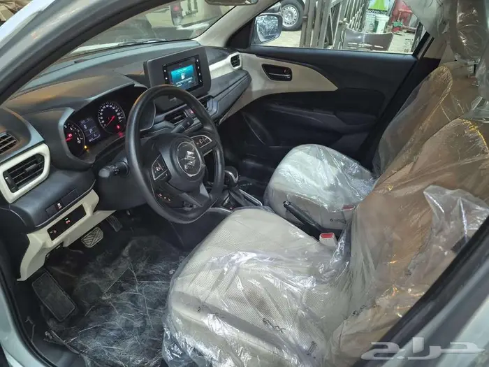 سيزوكى ديزاير استندر 2025 5