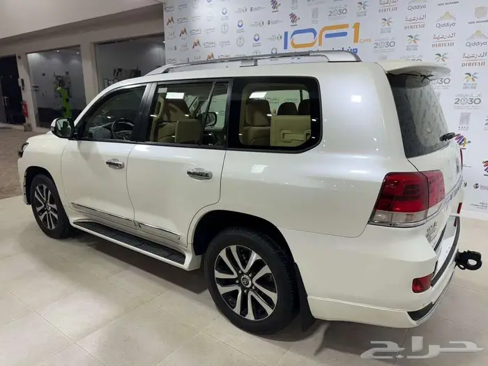 لانكروزر تورينق - 2019 - 237.000KM 6