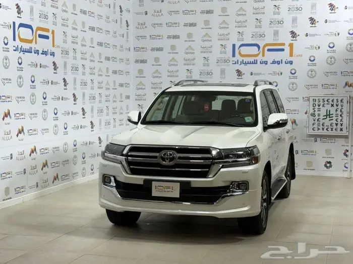 لانكروزر تورينق - 2019 - 237.000KM 0