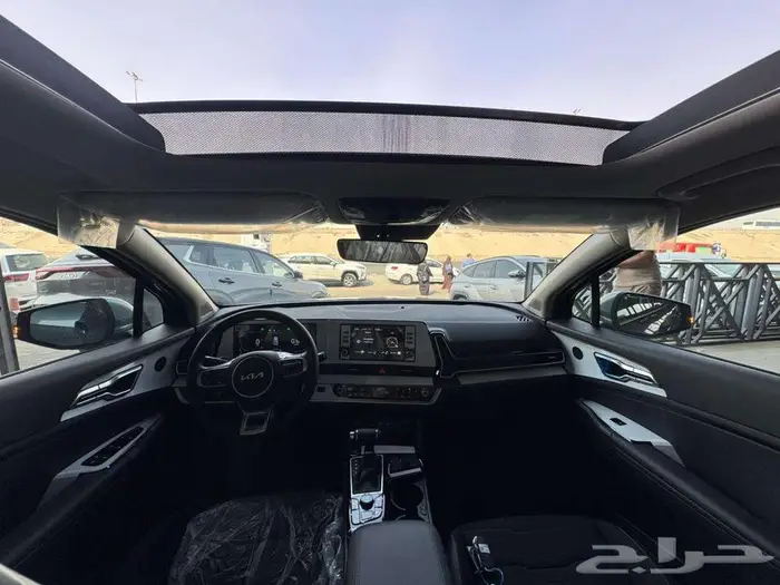 كيا سبورتاج GLS نص فل بانوراما 1600 موديل2025 تصفية بسعر خاص 12