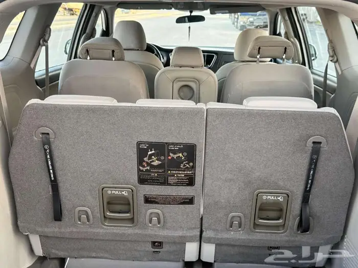 كيا كرنيفال 2016 8