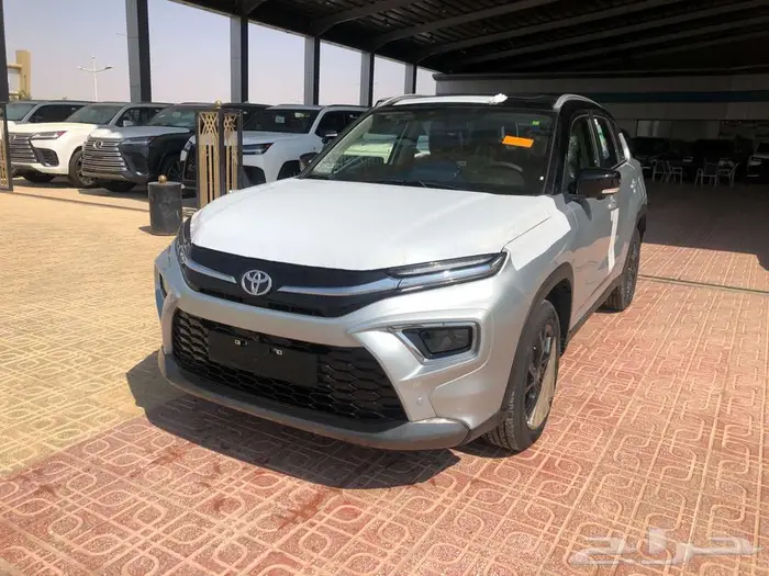 أوربان كروزر فل كامل GLX 2025 فضي 1