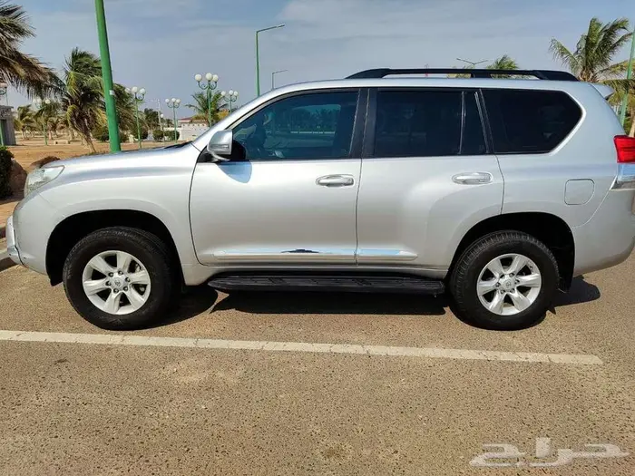 تويوتا برادو 2011م قير عادي قمة النظافة 1