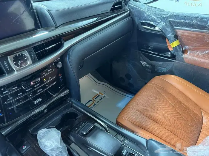 لكزس بلاك اديشن - 2019 - 167.000KM 10