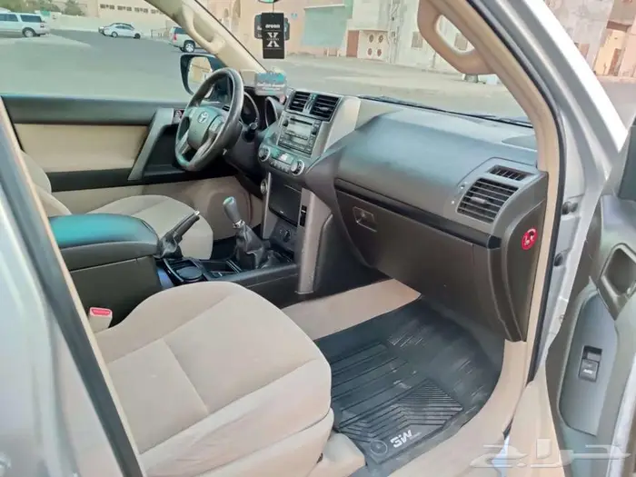 تويوتا برادو 2011م قير عادي قمة النظافة 9