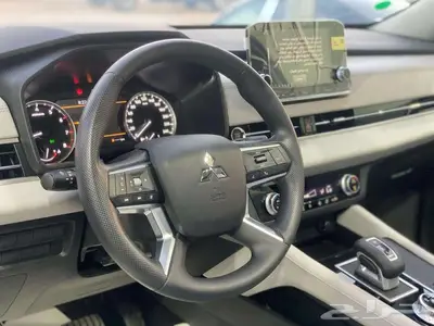 ميتسوبيشي أوتلاندر ستاندر 2024 - بانوراما index