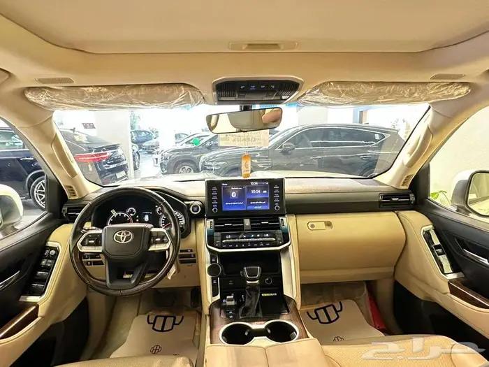 تويوتا GXR لاندكروزر L4 موديل 2023 9