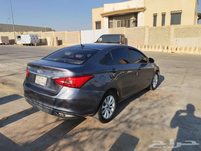 للبيع شيري اريزو 5 2