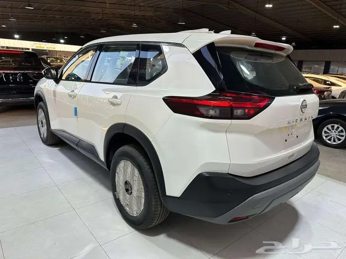نيسان إكستريل 2026 SUV فخمة تجمع القوة والراحة 4