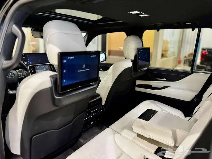 جيب لكزس LX600 2024 ماشي 3800 كم فقط 17
