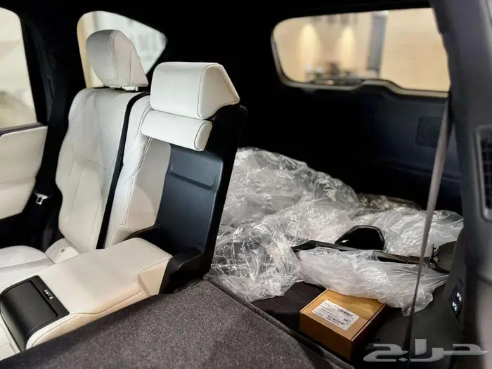 جيب لكزس LX600 2024 ماشي 3800 كم فقط 20