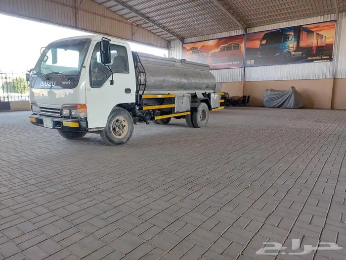 دينا ايسوزو وايت موديل 2003 1