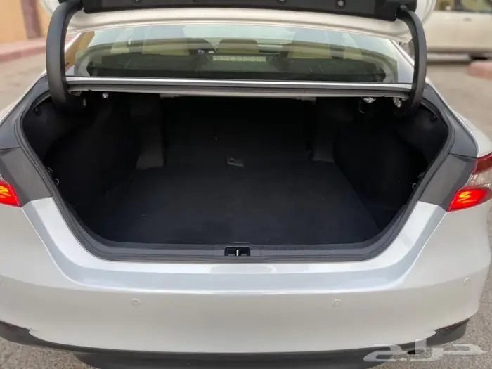 للبيع تويوتا كامري فل كامل 23