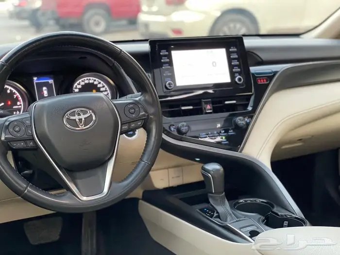 للبيع تويوتا كامري فل كامل 19