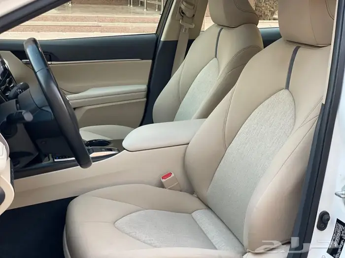 للبيع تويوتا كامري فل كامل 11