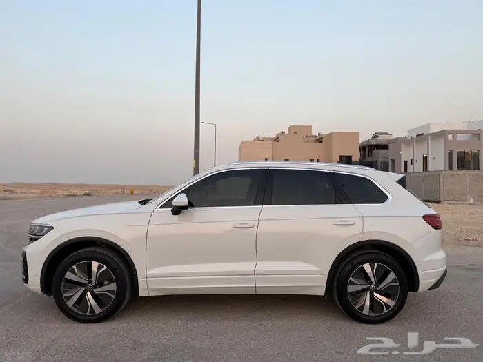 فولكس واجن طوارق 2024 فل كامل 3