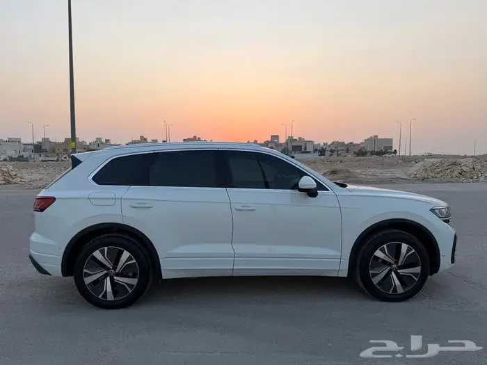 فولكس واجن طوارق 2024 فل كامل 7