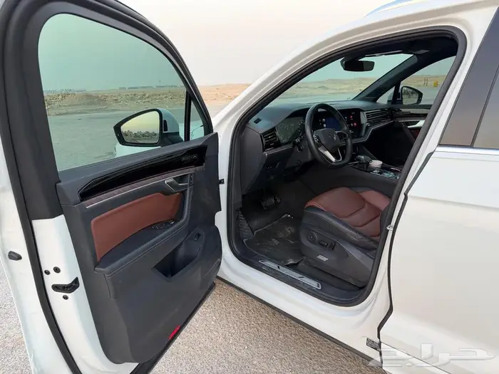 فولكس واجن طوارق 2024 فل كامل 12