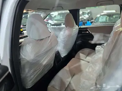 ميتسوبيشي أوتلاندر جميع الفئات 2025 index