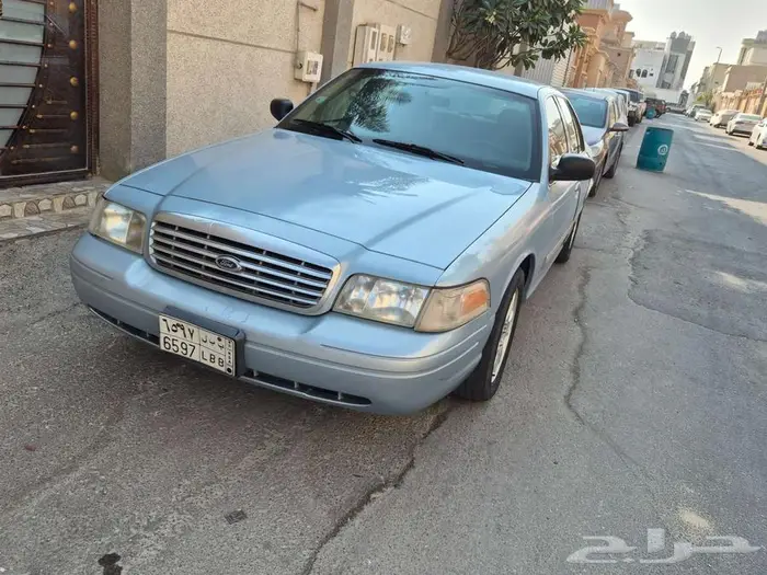 فورد كراون فيكتوريا 2010 0