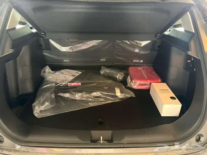 تويوتا اوربان كروزر GLX فل كامل 2026 19