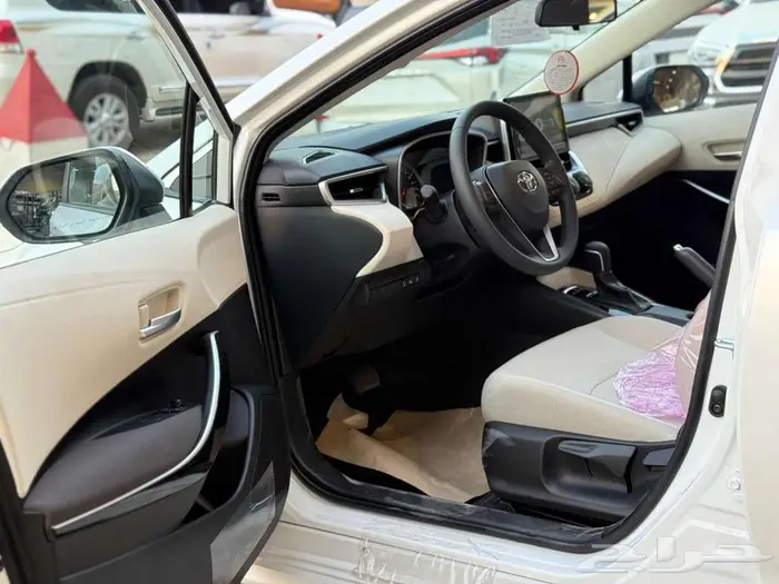 تويوتا كورولا 2.0 Xli فتحة بنزين 2025 عروض علي الاقساط 8