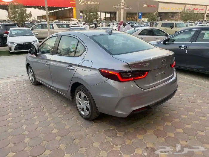 تم البيع هوندا سيتي موديل 2025 (اصفار) بصمه شاشه كاميرا 4