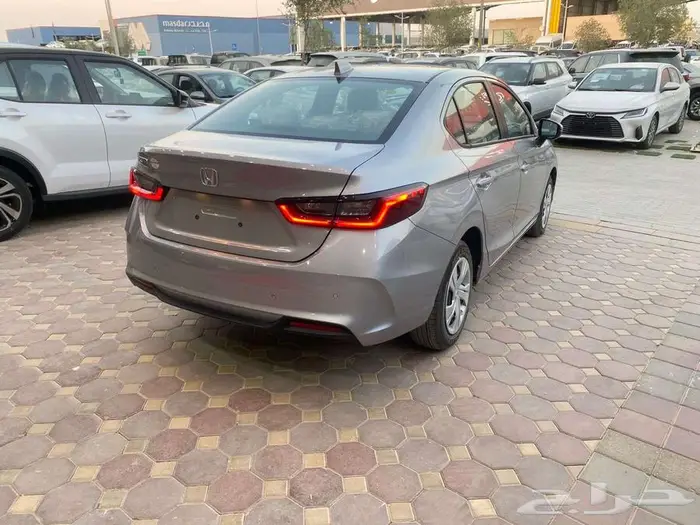 تم البيع هوندا سيتي موديل 2025 (اصفار) بصمه شاشه كاميرا 5