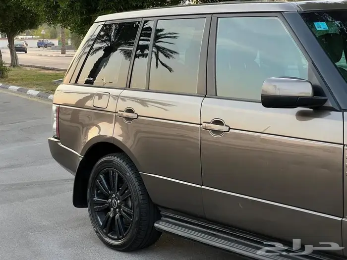 للبيع رنج روفر بحالة ممتازه موديل 2012 14