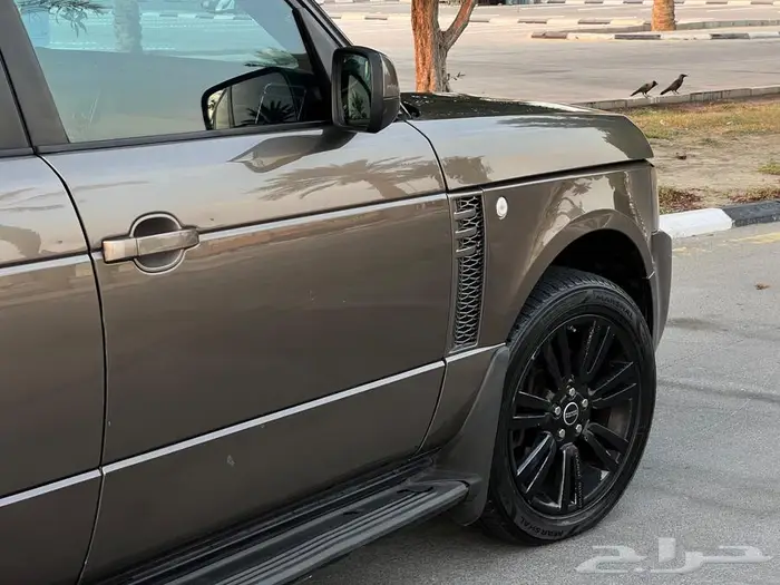 للبيع رنج روفر بحالة ممتازه موديل 2012 15